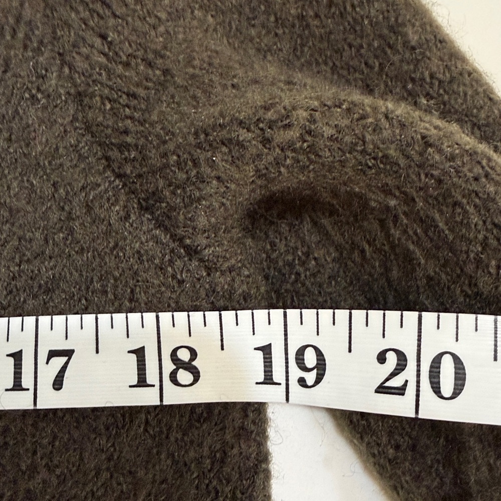 Adrienne Vittadini dark green wrap sweater. - Picture 7 of 8